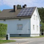 戸建て住宅への太陽光発電導入のメリットとデメリット