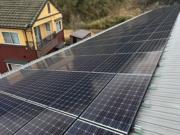 実績・評判口コミ画像01-兵庫県　屋根上基本・パネル清掃　49.5kW　低圧