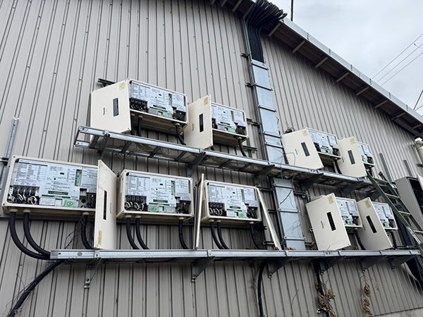 実績・評判口コミ画像02-兵庫県　屋根上基本・パネル清掃　49.5kW　低圧