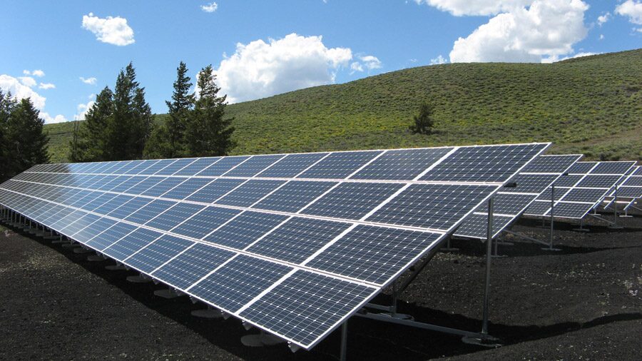 遂に表面化してきた太陽光発電の「2032年問題」に向けて知っておくべきこと